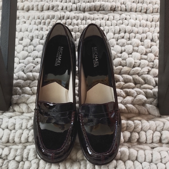 Michael Kors metallic red/black pumps - Picture 1 of 4